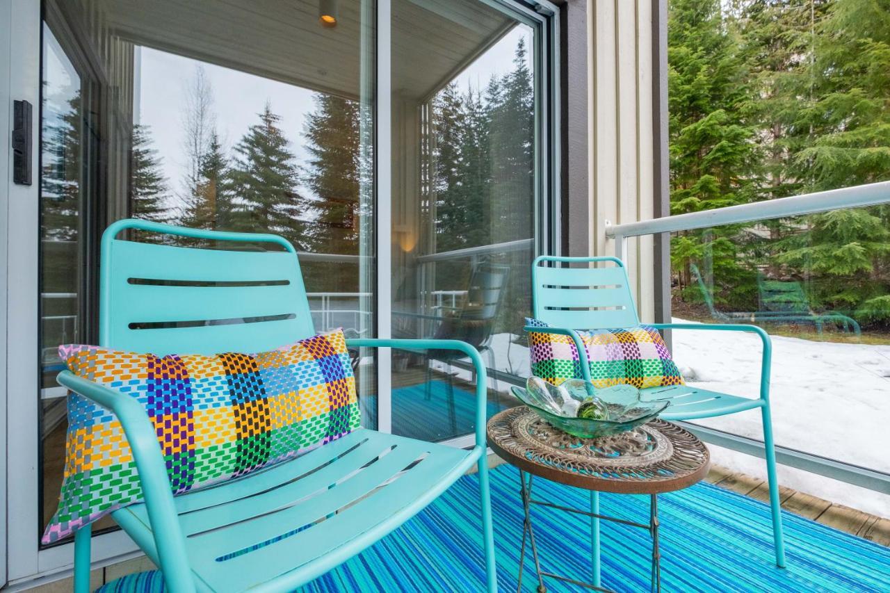 Wildwood Lodge By Outpost Whistler Exterior photo